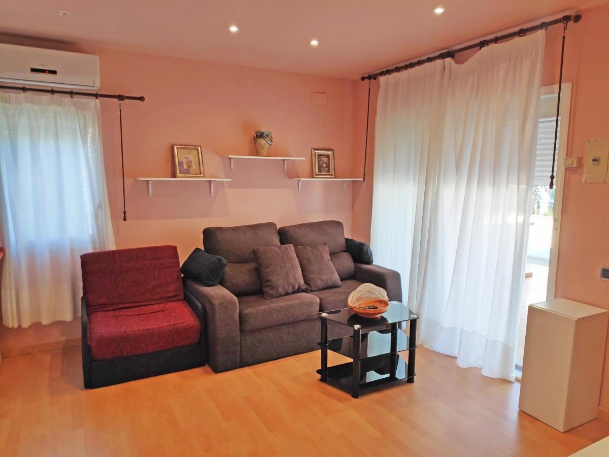 Apartamentos Estival 3000 La Pineda Esterno foto